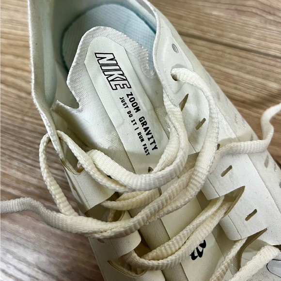 Nike Running Zoom Gravity White Sneakers Tortoise Shell Swoosh - 9 - Picture 3 of 12